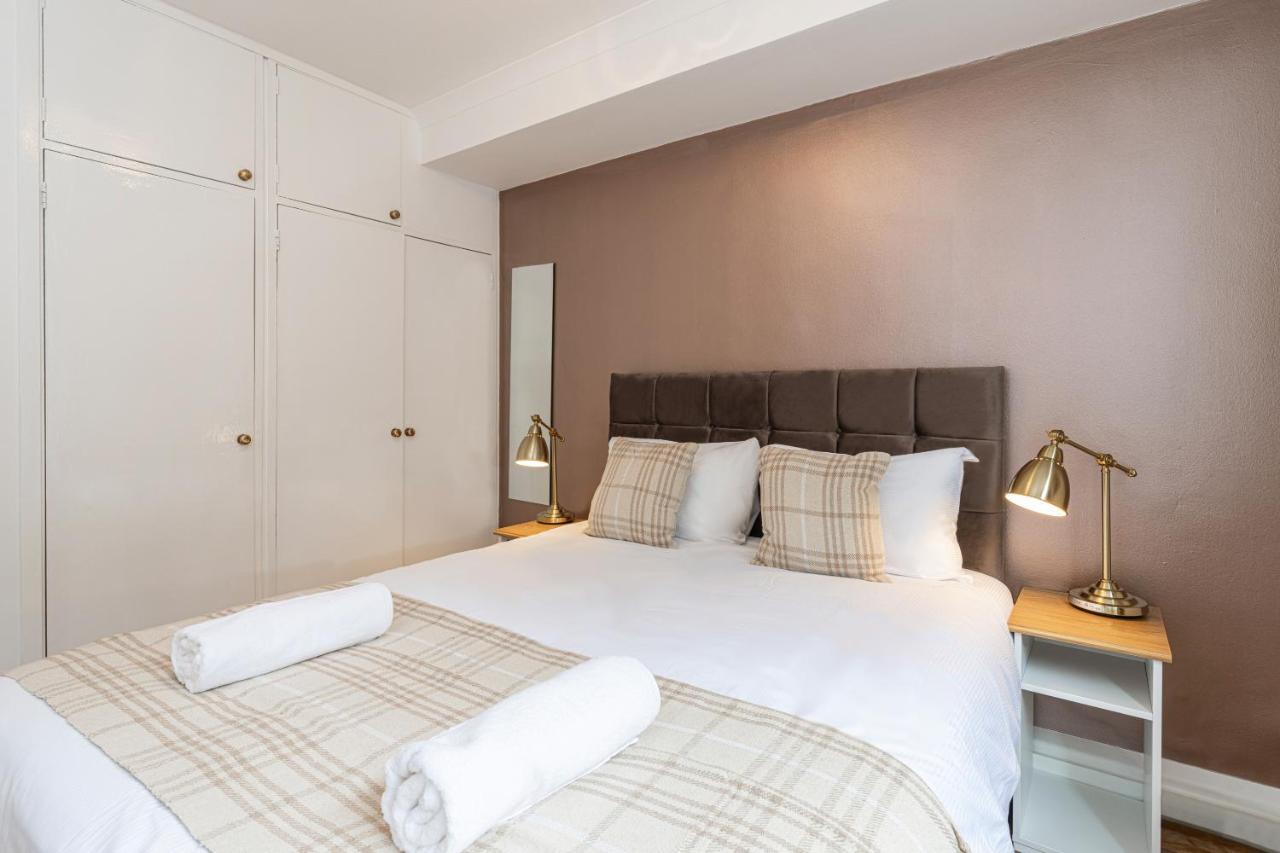 Lovely Apartment Near Hyde Park & Oxford St Londen Kamer foto